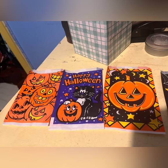 Vintage Halloween Basket craft supplies LOT - Picture 3 of 16